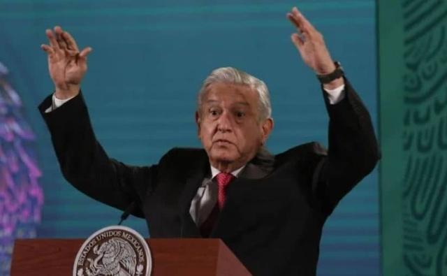 AMLO acusa a España de una &quot;segunda conquista económica&quot;.