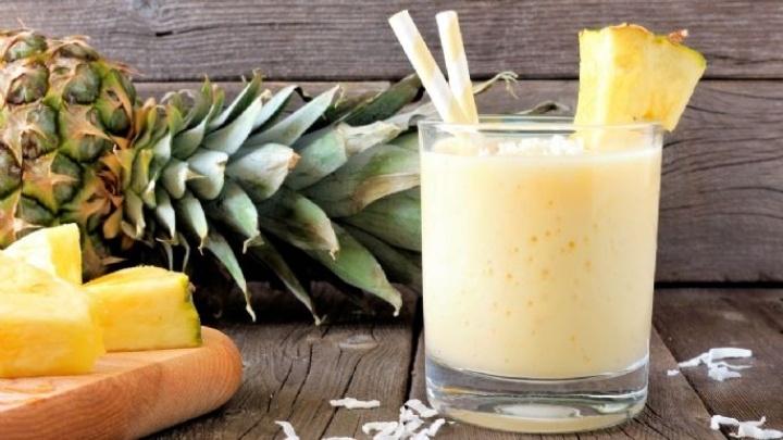 Agua cremosa de piña, así puedes elaborar esta deliciosa y fácil bebida