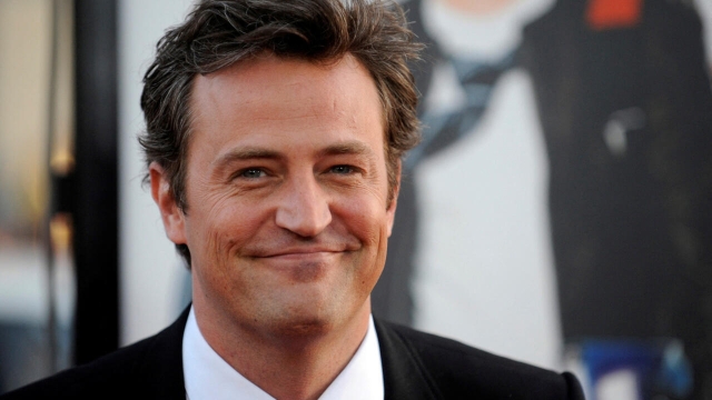 Médico acusado por la muerte de Matthew Perry se declarará culpable de distribución ilegal de ketamina