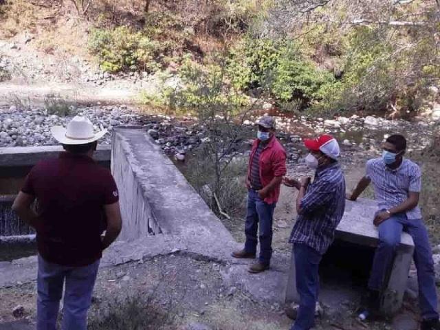 El canal abastece a siete localidades del municipio de Miacatlán.