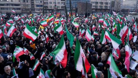 Miles apoyan a Mojtaba Jamenei en Ir&aacute;n; Hezbollah reafirma lealtad