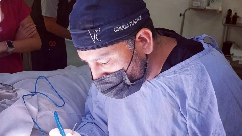 M&eacute;dico que oper&oacute; a Paloma Nicole es suspendido tras su muerte en cirug&iacute;a est&eacute;tica