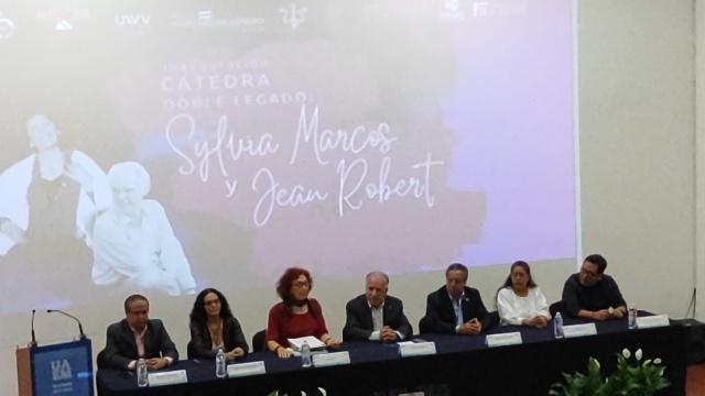 Inauguran cátedra &#039;Silvia Marcos y Jean Robert&#039; en la UAEM