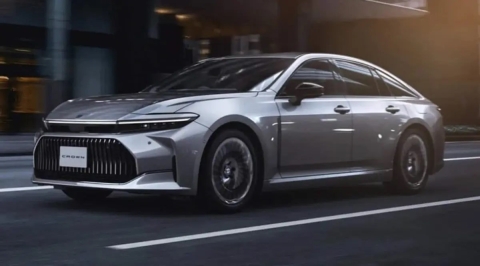 Toyota enfrenta pérdidas con hidrógeno y apuesta por eléctricos