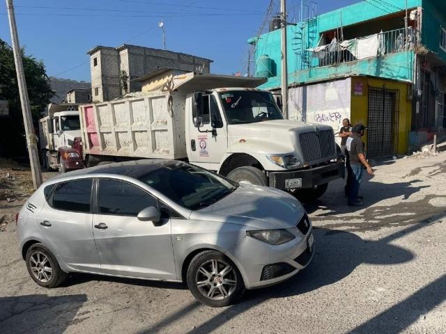 Ambos vehículos fueron llevados a un corralón.