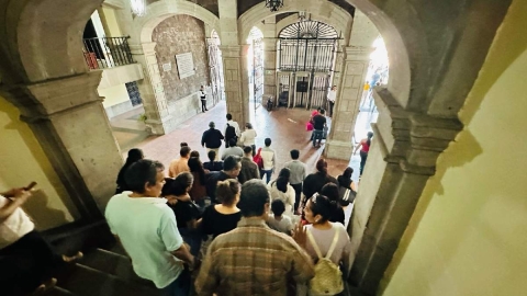 Todo el personal del palacio de gobierno fue evacuado.