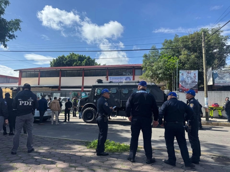 Policía abate a hombre que tomó rehén en gimnasio de CDMX