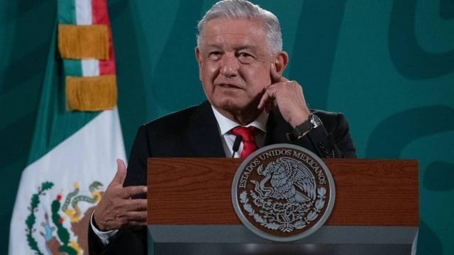  AMLO rechaza violencia en marcha pro aborto.