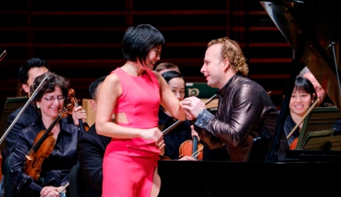 Yannick Nézet-Séguin y Yuja Wang: Dos figuras clave en la transformación moderna de la música clásica