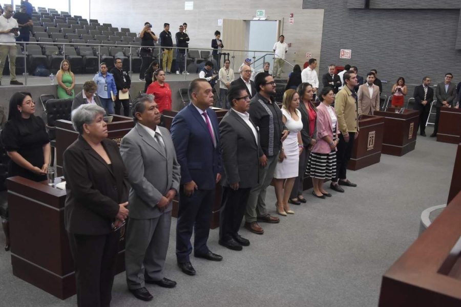 En la sesión de ayer, los legisladores eligieron a nueve ciudadanos que integrarán la Comisión de Selección que designará al Comité de Participación Ciudadana del Sistema Estatal Anticorrupción. 