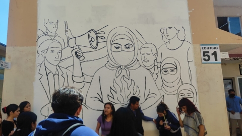 Conmemoran con mural lucha por la defensa de autonomía de la UAEM y derechos de estudiantes de FDyCS