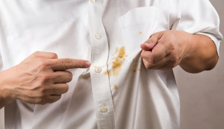 Despídete de las manchas difíciles con este tip de Pinol que renovará tu ropa