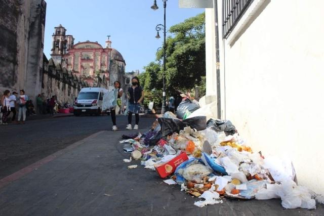 La empresa reanudó el servicio después del mediodía, pero solo en el primer cuadro de la ciudad.