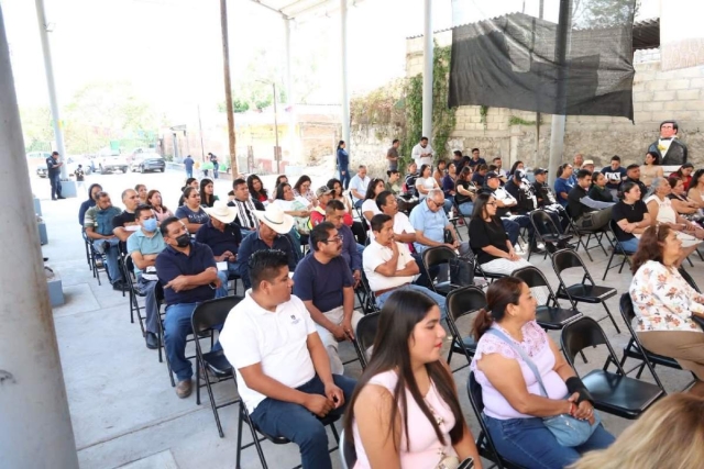 Capacitan a funcionarios del poniente en atenci&oacute;n a v&iacute;ctimas de violencia de g&eacute;nero