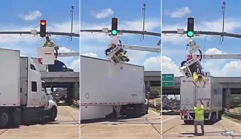 Tráiler se lleva grúa con hombre colgando: el momento se vuelve viral