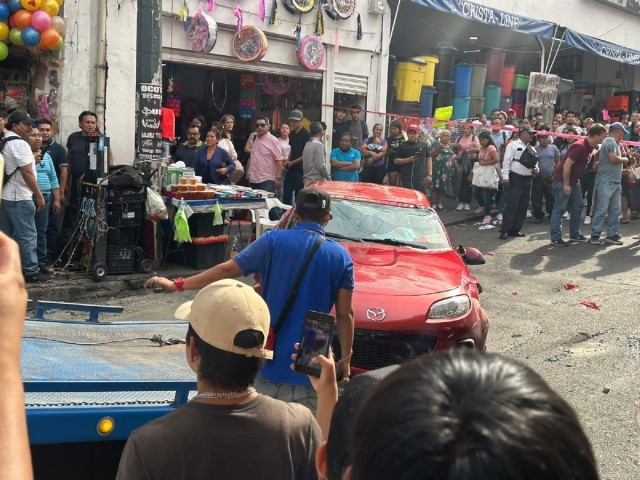  El hecho causó cierre a la circulación vehicular en un tramo de la calle Degollado.