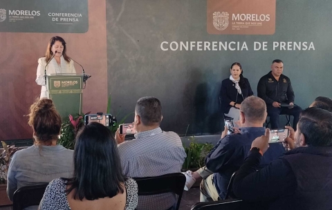 Encabeza gobernadora Margarita González Saravia conferencia de prensa semanal, en Axochiapan