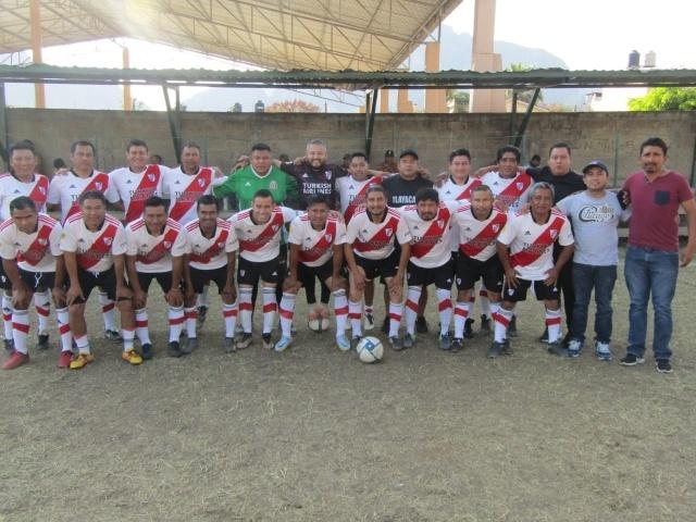 Tlayacapan SBS igualó el partido al minuto 69 con gol de Mario Jiménez.