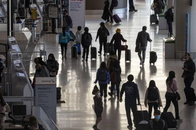 Estados Unidos restringe viajes hacia el sur de África.