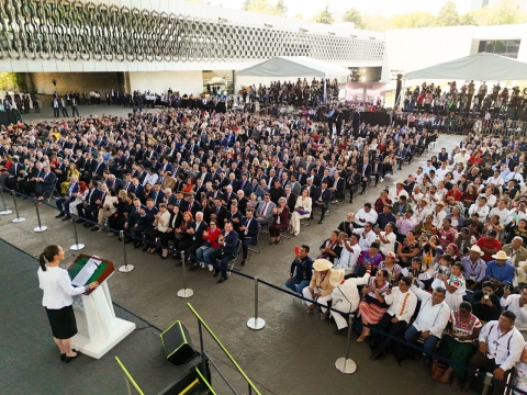 Celebra Margarita González Saravia los programas para fortalecer la economía y bienestar de México