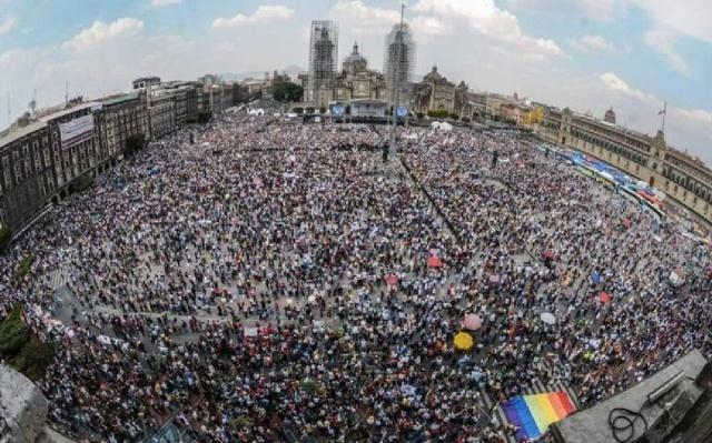 Miles de morelenses marcharon en apoyo de AMLO