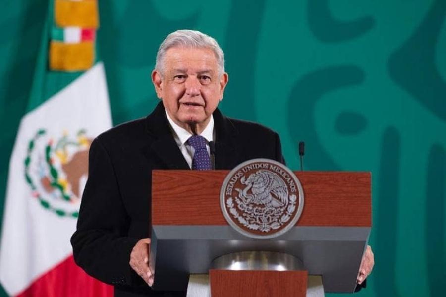 AMLO celebra resolución de la Suprema Corte.