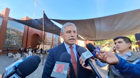  Jos&eacute; Luis Uri&oacute;stegui expres&oacute; su voto de confianza al nuevo fiscal general.