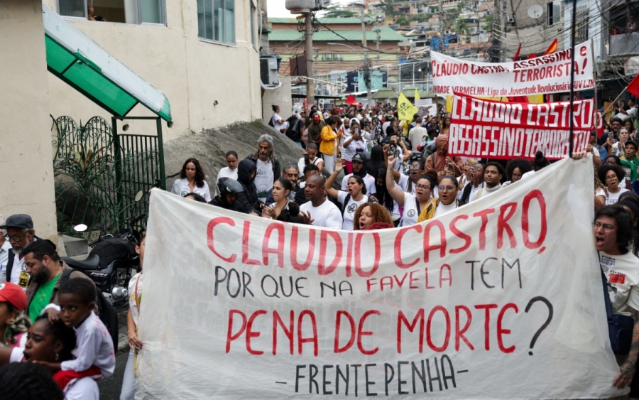 Miles protestan en Río de Janeiro tras operativo que dejó 132 muertos
