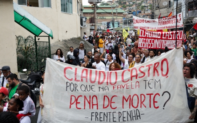 Miles protestan en Río de Janeiro tras operativo que dejó 132 muertos