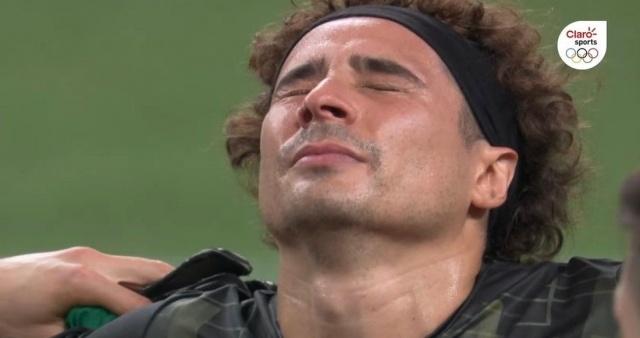 VIDEO: “Una medalla que es para toda la vida”. Memo Ochoa rompe en llanto en Tokio