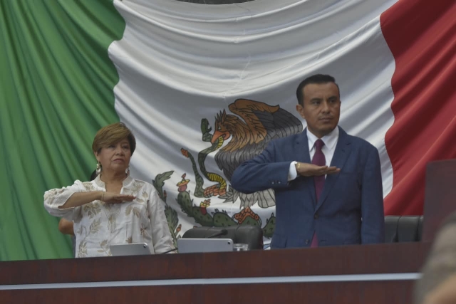 Congreso entrega reconocimientos al M&eacute;rito Deportivo y Emprendedor 2026