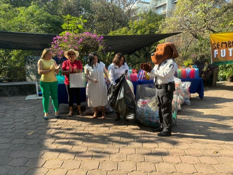 Recibe Fiscal&iacute;a Ambiental capitalina 74 denuncias por arrojar basura en v&iacute;a p&uacute;blica