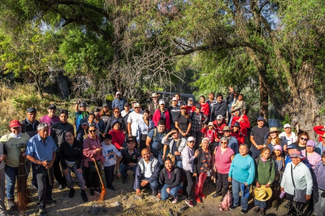 Realiza Gobierno de Morelos y sociedad civil saneamiento de la laguna de Hueyapan en el parque estatal El Texcal