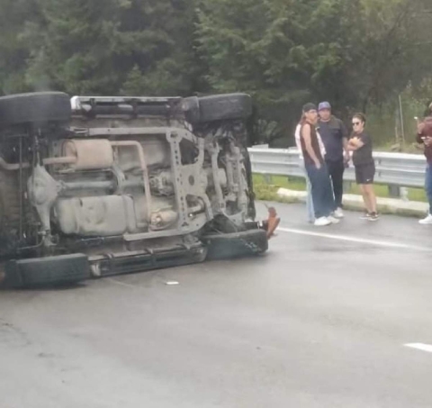 Dos lesionados, saldo de choque en Tres Marías