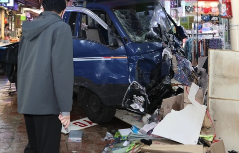 Accidente de cami&oacute;n en mercado de Corea del Sur deja dos muertos y 18 heridos