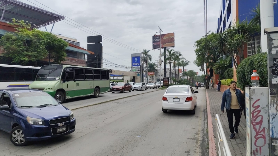 Alcanzan acuerdos taxistas y autoridades; retiran unidades de Plan de Ayala