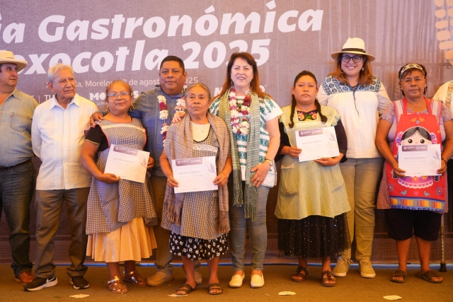 Resalta Margarita González Saravia la importancia de conservar las raíces de los pueblos indígenas