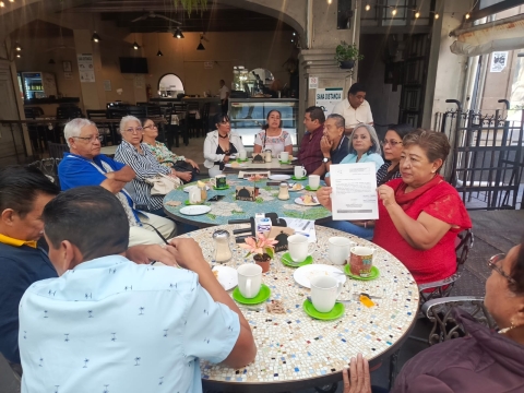 Vecinos de diversas colonias de Cuernavaca piden ayuda para regularizar sus viviendas