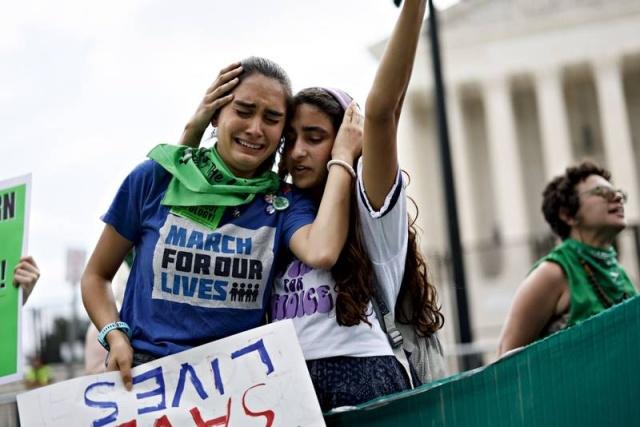 Empresas en EU cubrirán viaje de empleados que deban ir a otros estados para acceder al derecho al aborto