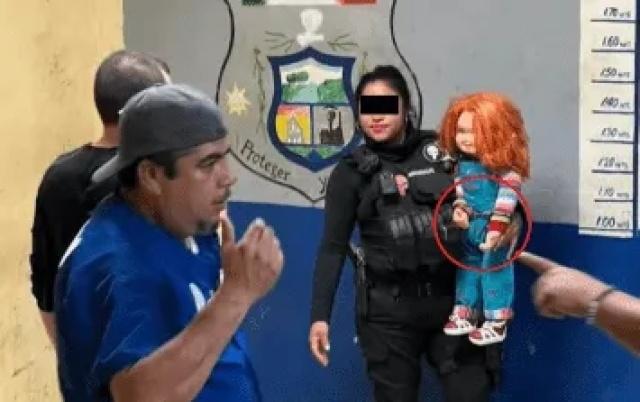 Halloween adelantado: &#039;Chucky&#039; y propietario son detenidos en Coahuila