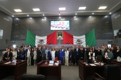 Conmemoran diputados locales 'D&iacute;a de los S&iacute;mbolos Nacionales' y 'D&iacute;a Estatal del Rotarismo Morelense'