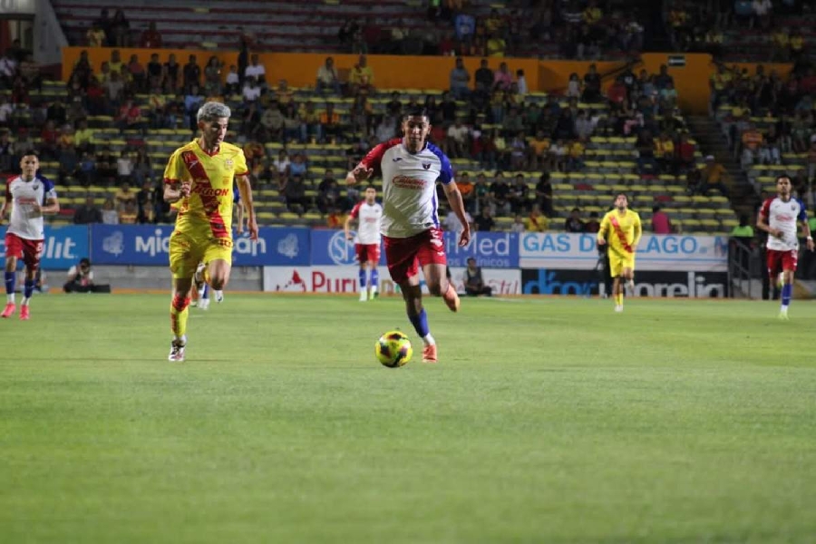 Los Potros de Hierro tuvieron la suerte de su lado, pues los michoacanos tuvieron varias llegadas claras de gol y ninguna lograron concretar. 