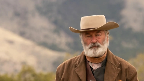 Revelan el tráiler de &#039;Rust&#039;, la película de Alec Baldwin marcada por la tragedia