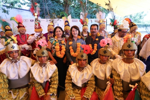 Celebra Margarita González Saravia la fuerza de las lenguas originarias