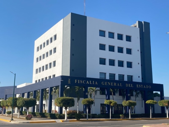 Fiscal&iacute;a de Sinaloa realiza cateo por desaparici&oacute;n de 10 mineros
