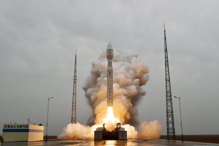 Cohete chino Lijian-1 pone en órbita dos satélites mexicanos