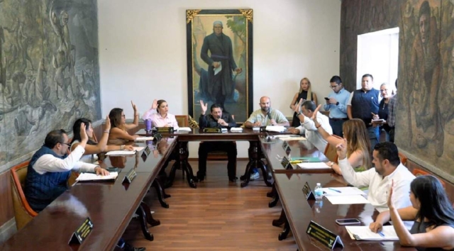 El programa y las reformas fueron aprobados por unanimidad.