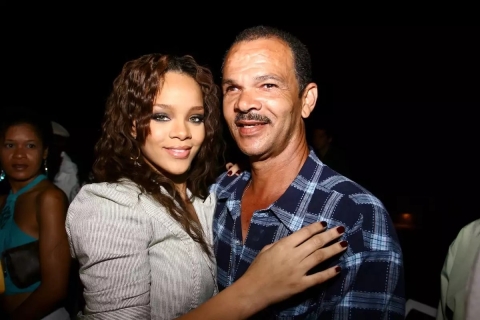Fallece Ronald Fenty, padre de Rihanna, a los 70 años en Los Ángeles