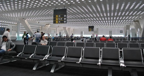 AICM reanuda operaciones tras suspensión por fuertes lluvias en CDMX