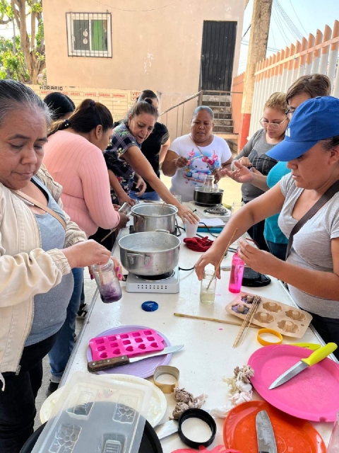 Los programas federales destinados a empoderar a la mujer ahora serán manejados por la Secretaría de las Mujeres del estado, pero no afectan sus objetivos.